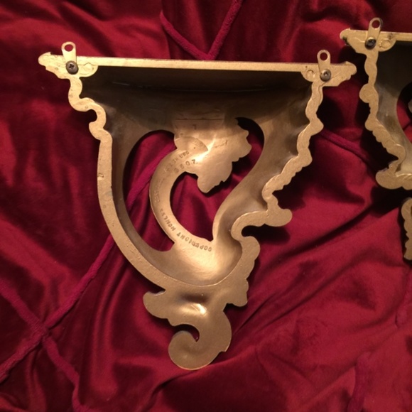 Gold Vintage Scroll Wall Small Shelves - Picture 8 of 12